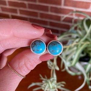 Kenneth Cole Silver-toned Turquoise-colored Stud Earrings